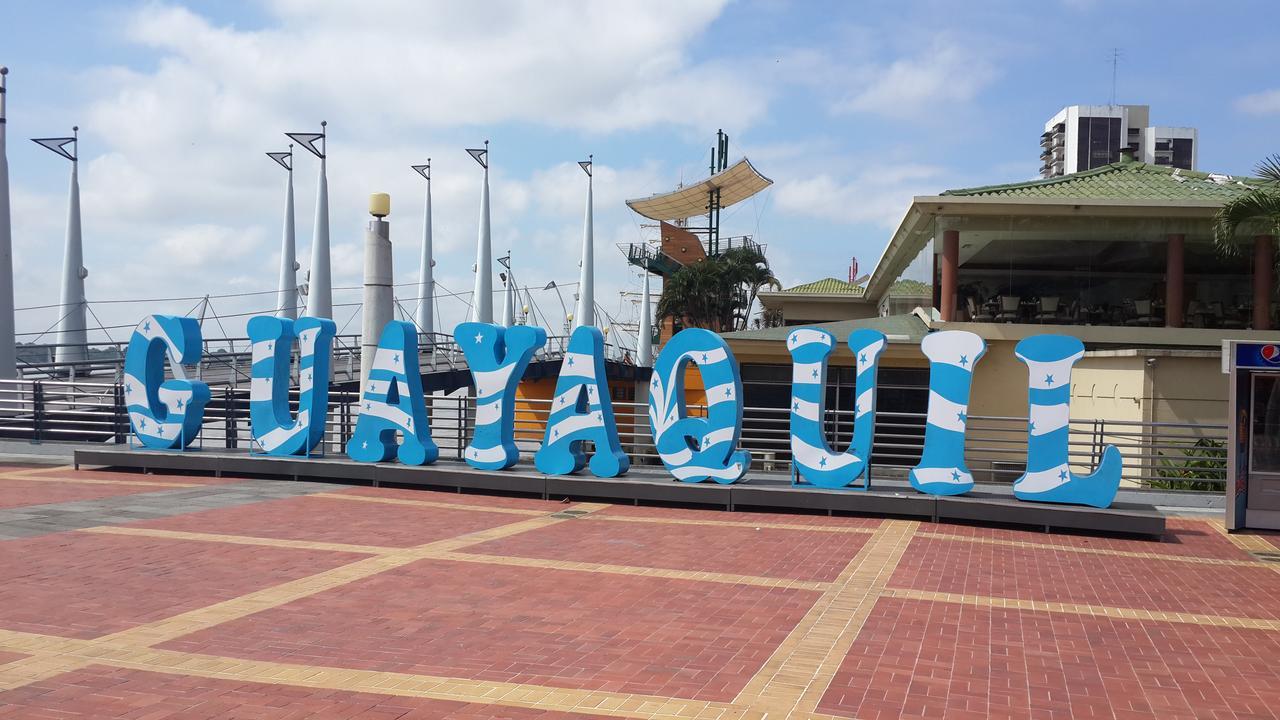 Atlantic Blue Hotel Guayaquil Exterior photo