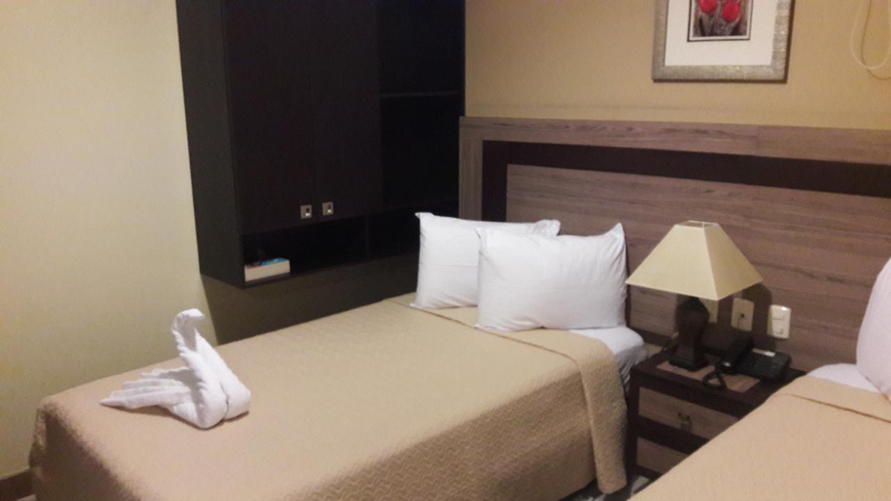 Atlantic Blue Hotel Guayaquil Exterior photo