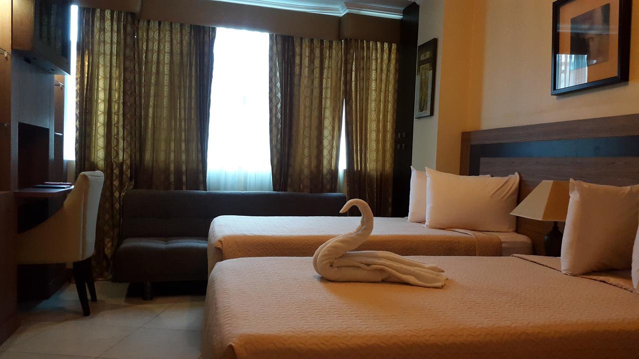 Atlantic Blue Hotel Guayaquil Exterior photo